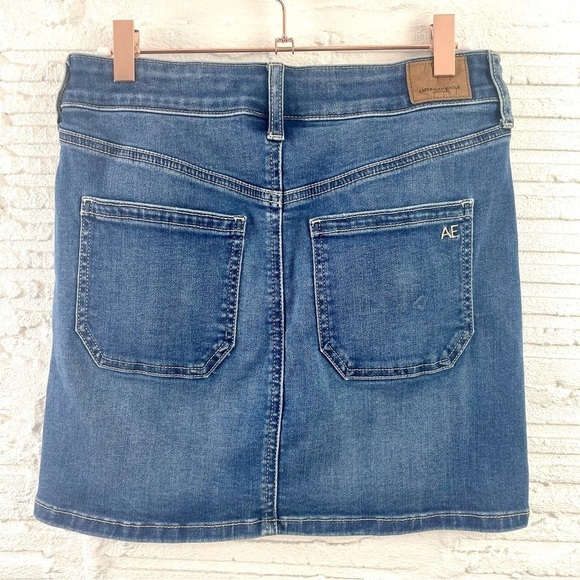 American Eagle Super High-Rise Mini Denim Skirt Size 4 Long - Picture 7 of 13